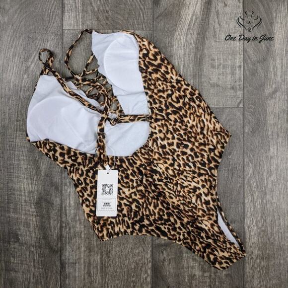 Ekouaer Plunge Neck One Piece Swimsuit Size L - Picture 4 of 4